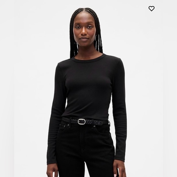 4 GAP modern crew neck Long Sleeve Tees (lot of 4) - Picture 1 of 13